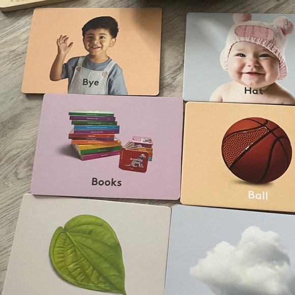 Lovevery 7-8 Months Inspector Kit bundle - Picture 13 of 14